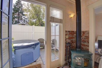 Room, Multiple Beds, Private Bathroom (Wood Thrush)