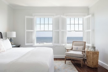 Room, 1 King Bed (Oceanfront)