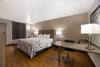 Superior Room, 1 King Bed, Ground Floor (Smoke Free)