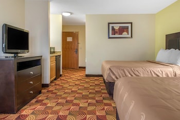 Standard Room, 2 Queen Beds, Non Smoking