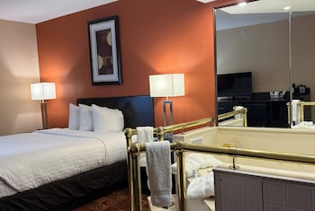 Upgraded, Room, 1 Queen Bed, Non Smoking, Jetted Tub