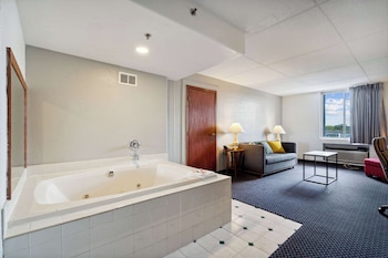 Suite, Multiple Beds, Non Smoking