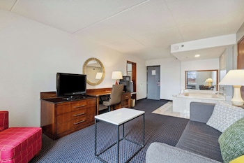 Suite, Multiple Beds, Non Smoking