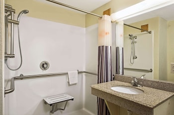 Room, 2 Queen Beds, Accessible, Non Smoking (Mobility/Hearing Impaired Accessible)
