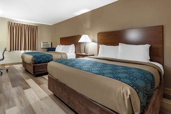 Standard Room, 2 Queen Beds, Non Smoking