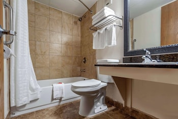 Standard Room, 2 Queen Beds, Non Smoking