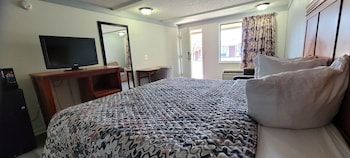 Standard Room, 1 King Bed, Accessible, Non Smoking