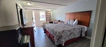 Standard Room, 1 King Bed, Accessible, Non Smoking