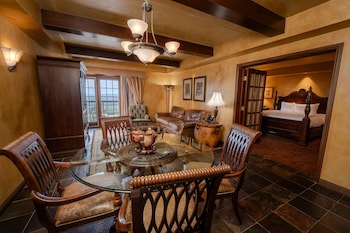 Vice Presidential Suite