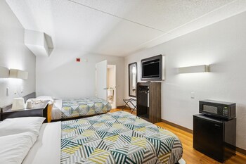 Deluxe Room, 2 Double Beds, Non Smoking