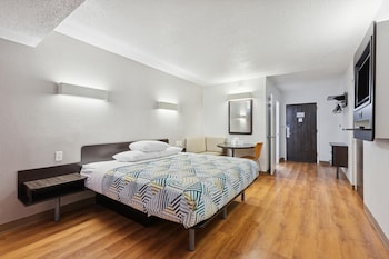 Standard Room, 1 King Bed, Non Smoking
