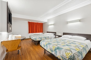 Standard Room, 2 Queen Beds, Non Smoking