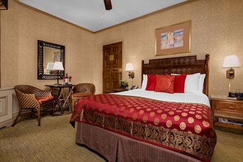 Deluxe Room, 1 Queen Bed