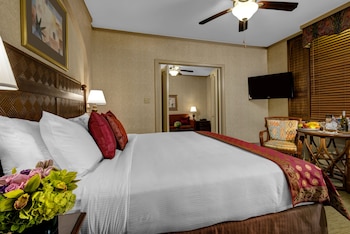 Suite, 1 King Bed