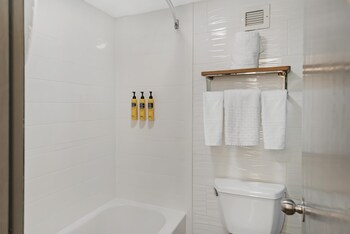 Suite, 1 King Bed, Non Smoking, Refrigerator & Microwave (with Sofabed)