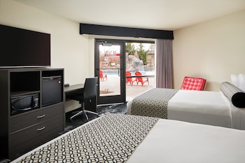 Premium Room, 2 Queen Beds