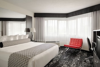 Deluxe Room, 2 Queen Beds, Park View (Pavilion View)