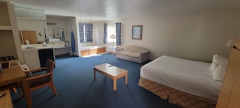 Deluxe Room, 1 King Bed, Jetted Tub