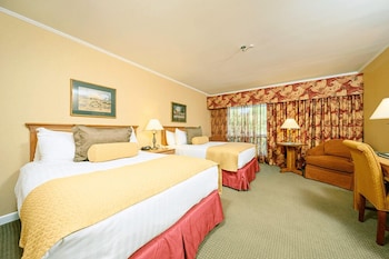 Standard Room, 2 Double Beds