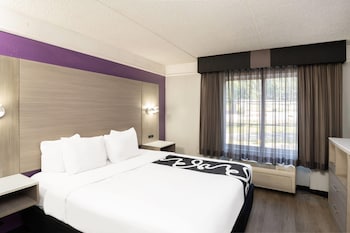 Family Suite, 1 King Bed, Non Smoking