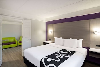 Family Suite, 1 King Bed, Non Smoking