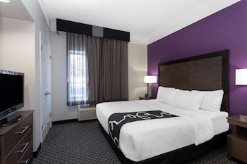 Room, 1 King Bed, Non Smoking (Various Views)