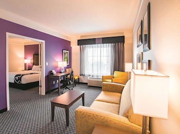 Suite, 1 King Bed, Non Smoking