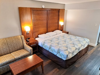 Deluxe Room, 1 King Bed, Non Smoking
