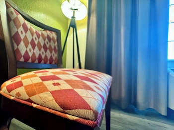 Standard Room, 2 Queen Beds, Non Smoking