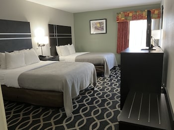 Standard Room, 2 Queen Beds, Non Smoking