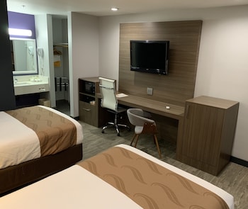 Standard Room, 2 Double Beds, Non Smoking