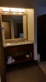 Standard Room, 2 Queen Beds, Non Smoking