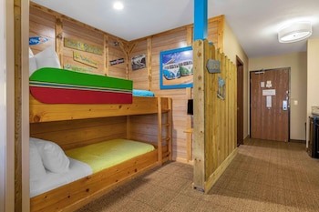 Standard Room, 2 Queen Beds, Accessible, Non Smoking (Accessible Tub)