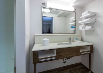 Room, 1 King Bed, Non Smoking, Refrigerator & Microwave