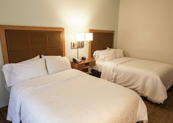 Room, 2 Double Beds, Accessible, Bathtub