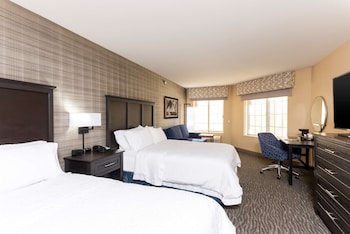 Studio, Two Queen Beds, Accessible