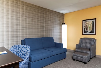 Suite, 2 Queen Beds, Non Smoking