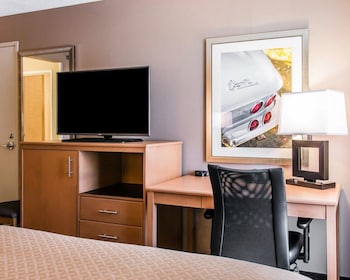 Standard Room, 2 Queen Beds, Non Smoking