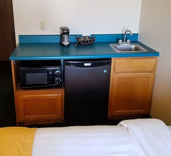 Deluxe Room, 1 Queen Bed, Non Smoking