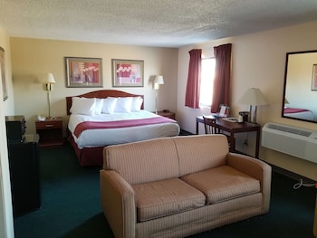 Suite, 1 King Bed, Bathtub