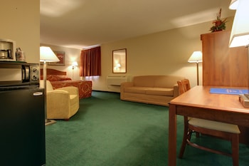 Suite, 1 King Bed, Bathtub