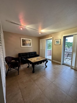 Deluxe Suite, 2 Queen Beds, Refrigerator & Microwave