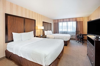 Room, 2 Queen Beds, Accessible, Non Smoking (Mobility Accessible)