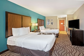 Room, 2 Queen Beds, Accessible, Non Smoking (Mobility Accessible)