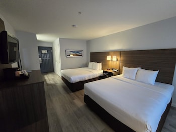 Standard Room, 2 Queen Beds, Non Smoking