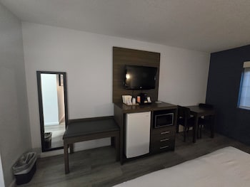 Room, 1 King Bed, Accessible, Non Smoking