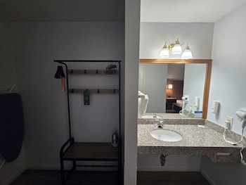 Room, 1 King Bed, Accessible, Non Smoking