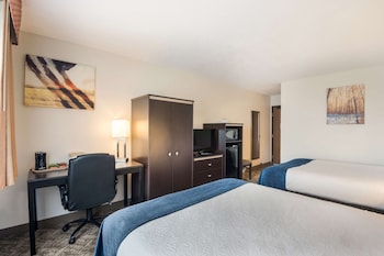 Standard Room, 2 Queen Beds, Non Smoking, Refrigerator & Microwave