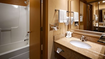 Standard Room, 1 King Bed, Non Smoking, Microwave