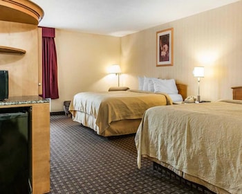 Standard Room, 2 Queen Beds, Non Smoking